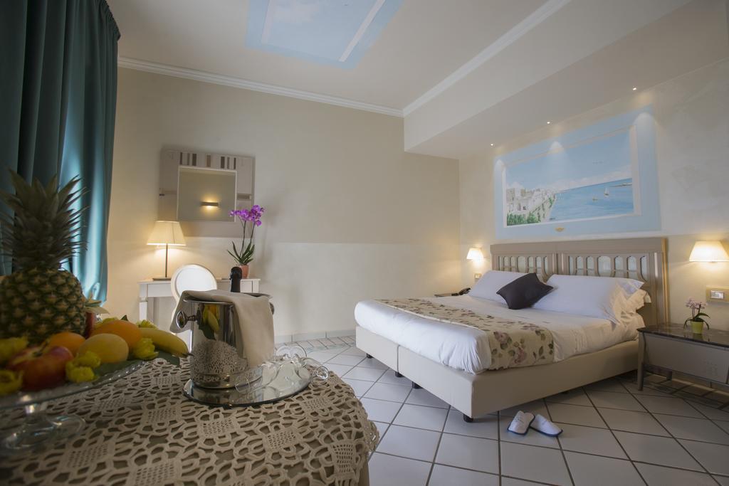 Hotel Hermitage Galatina Exterior photo